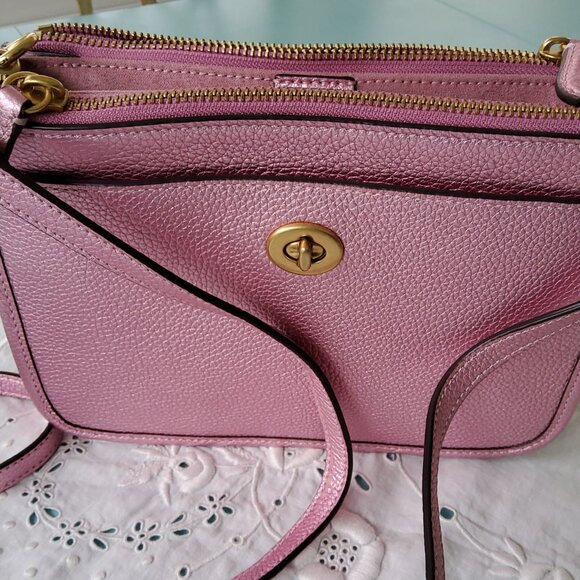 Coach C6662 Slim Turnlock Crossbody in Pink Metallic - Picture 2 of 14